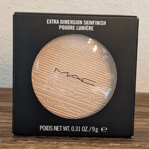 MAC Cosmetics Extra Dimension Skinfinish - Radiant Gold